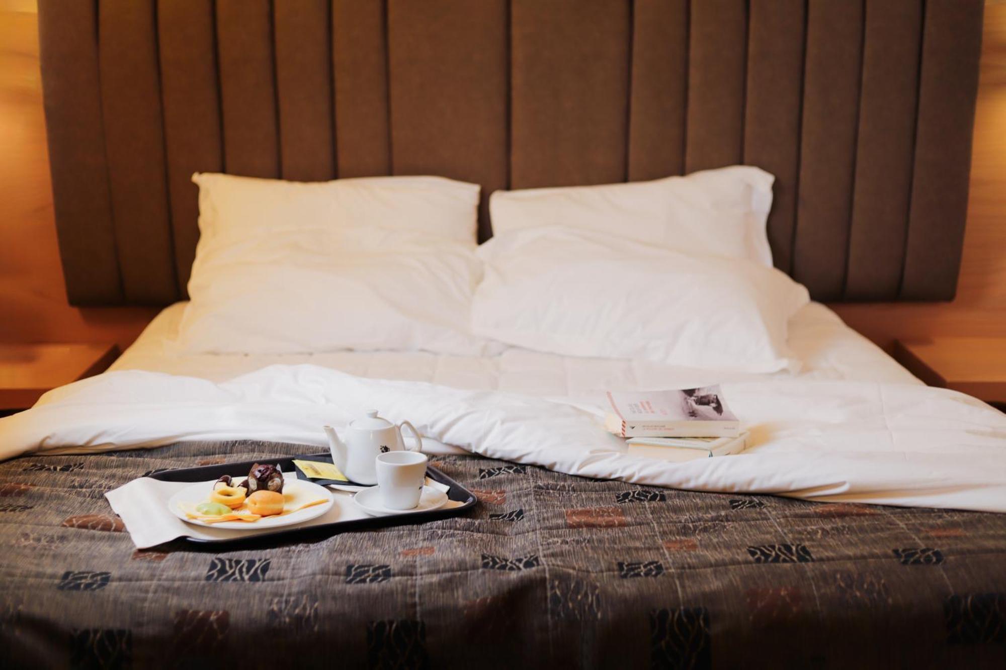 เรอแล เบลลาเรีย โฮเทล แอนด์ กองเกรสซี Hotel ซานลาซโซโร ดี ซาเวนา ภายนอก รูปภาพ